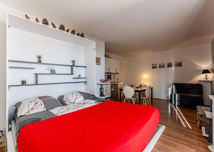 A Avec Piscine Et Parking - Fr-1-433-148